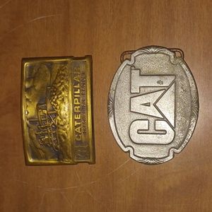 Caterpillar belt buckles